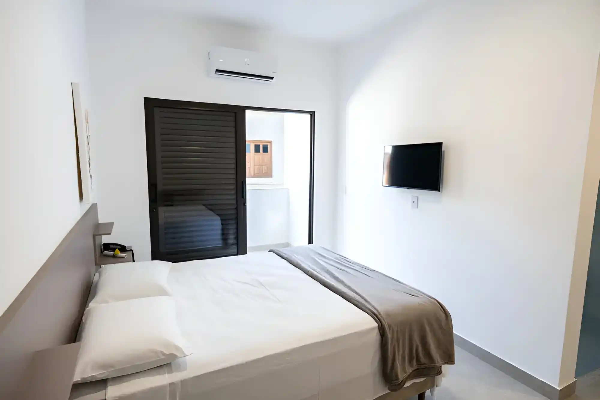 Suíte Luxo Casal Pousada das Araras Araçuaí